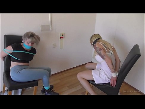 ❤️ Závislá / zviazaná a s roubíkom / dievča v núdzi ❌ Jedinečné porno na sk.robosexshop.ru ️❤